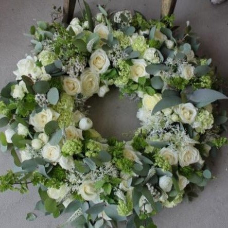Sparsholt - Funeral Flowers Cream Country Wreath